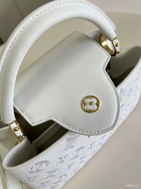 WIS CAPUCINES LOUIS VUITTON BB 1207